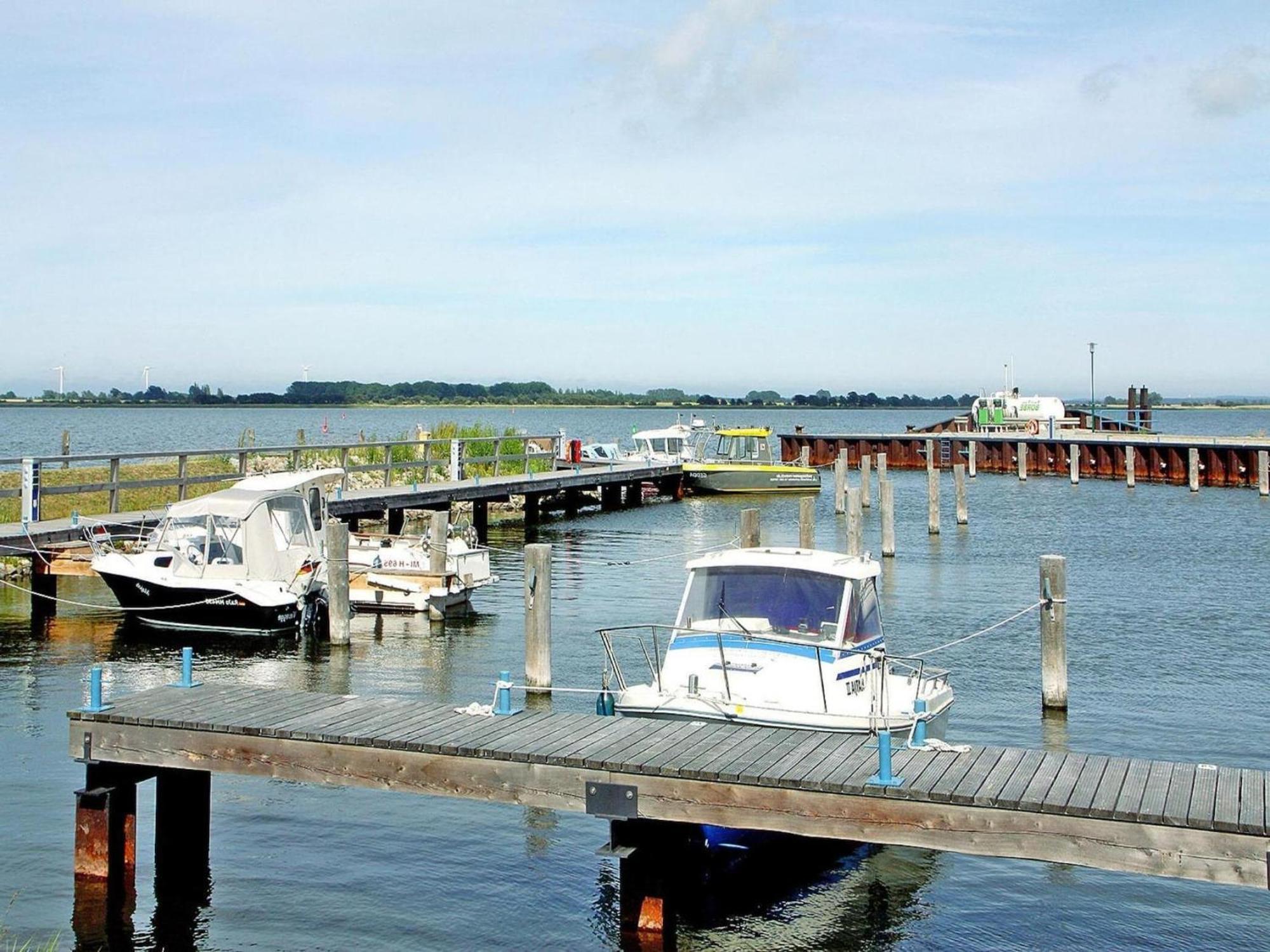 Ferienhaus Lotsenhaus Am Breetzer Bodden In Vieregge Buitenkant foto